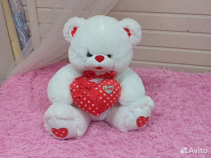 Плюшевый медведь