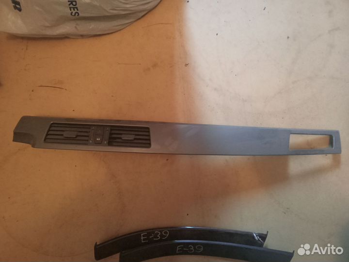 Накладка торпеды центральная в сборе бмв Е-60