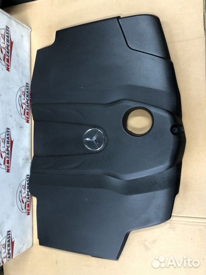 Крышка декор двигателя Mercedes W213-205