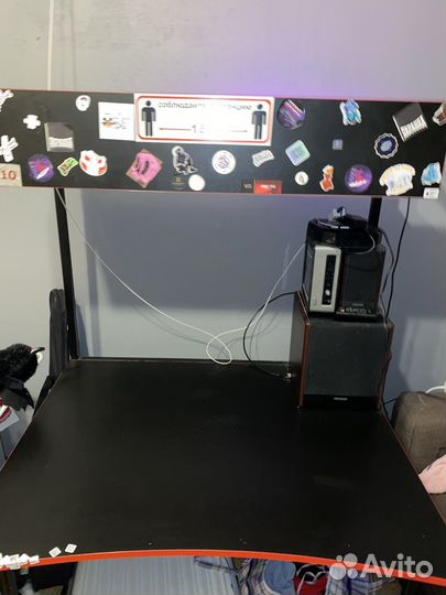 Компьютерный стол