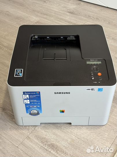 Цветной лазерный принтер Samsung Xpress 1810w
