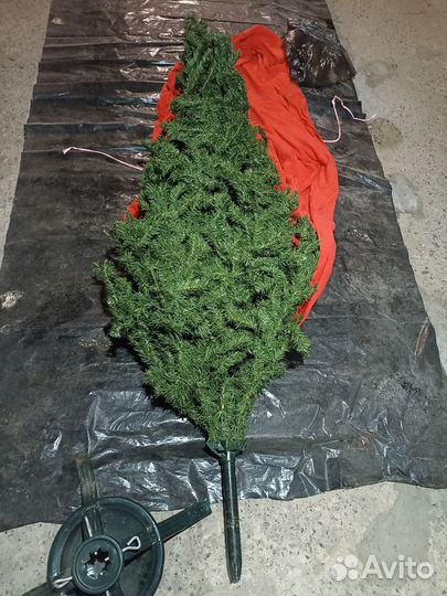 Елка искусственная