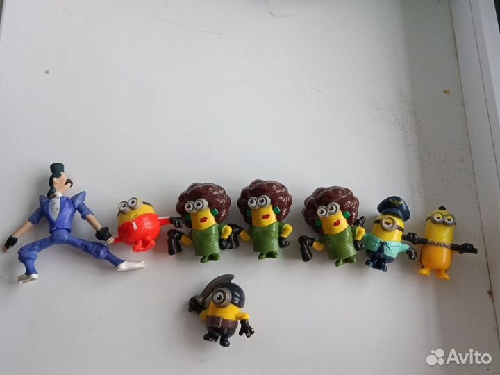 Миньоны из макдональдса