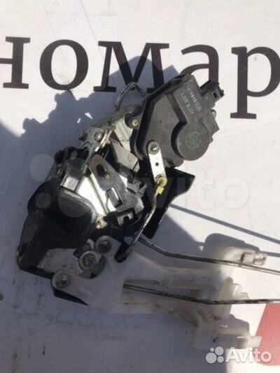 Замок задней правой двери Hyundai Santa Fe Classic