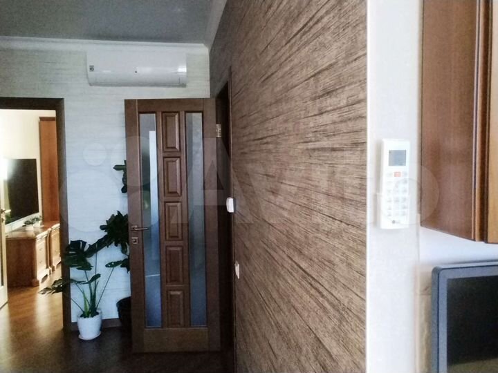 2-к. квартира, 63 м², 2/3 эт.