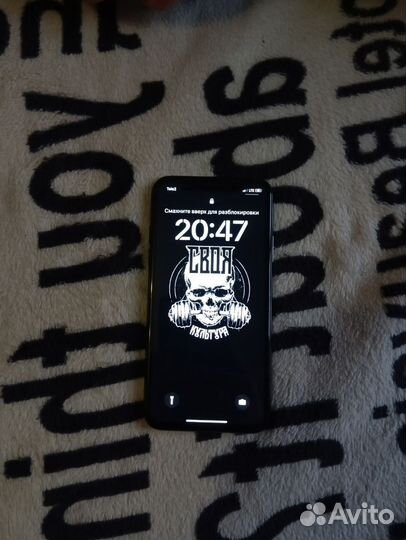 iPhone X, 256 ГБ