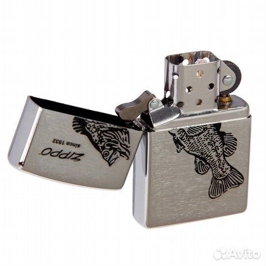 Зажигалка бензиновая Zippo 200 Black Bass Brushed