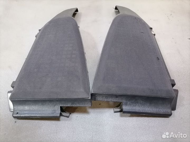 Боковина полки багажника для Mitsubishi Carisma