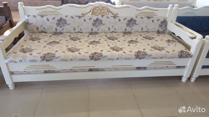 Диван тапчанка