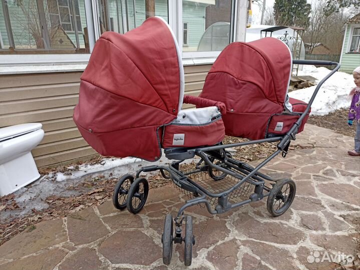 Двойная детская коляска Inglesina