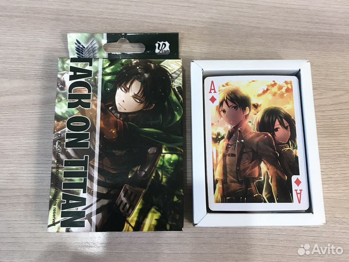 Игральные карты «Атака титанов»