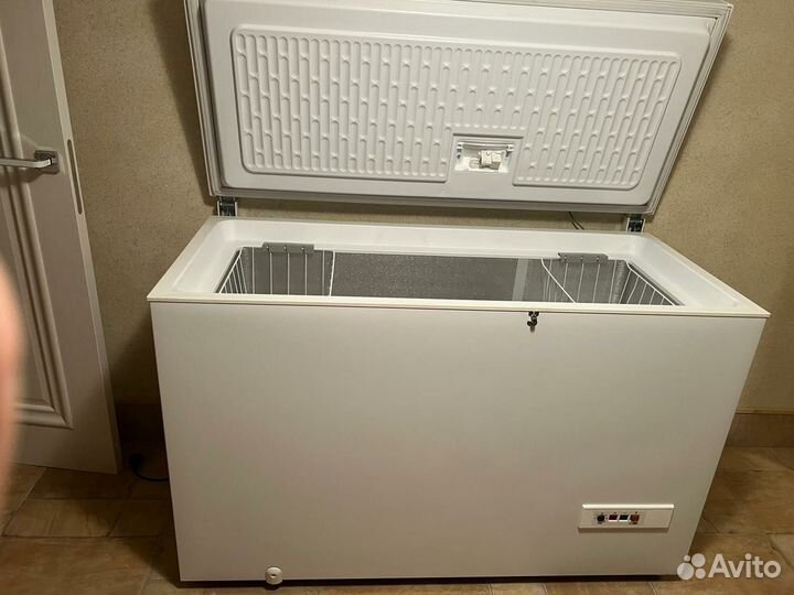 Морозильный ларь Ardo и холодильник Liebherr