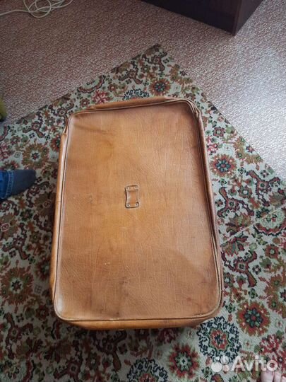 Чемодан. Кожаный времён СССР