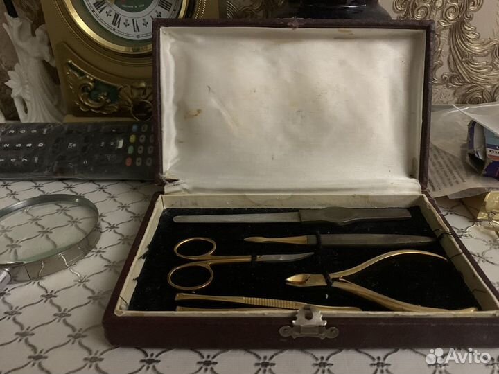 Антикваный позолоченый маникюрный набор Таллин