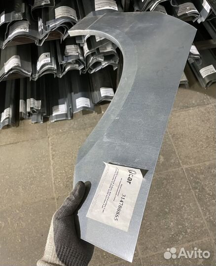 Арка правая Toyota Corolla E120 купе 2000-2007