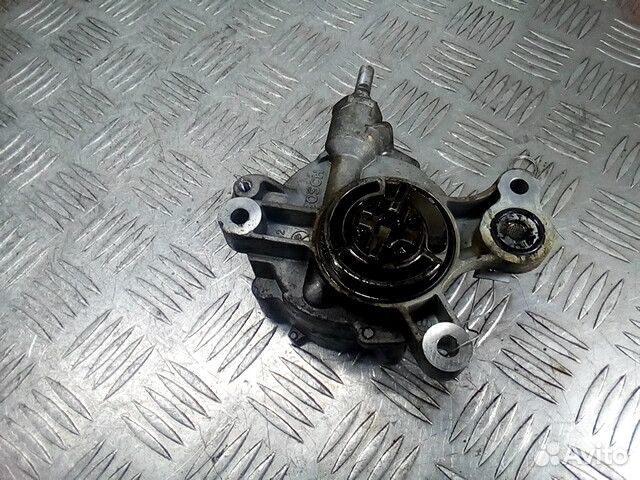 Насос вакуумный Peugeot 307 2003 9801888780