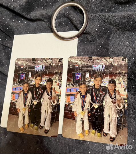 Принты на футболках и кружках