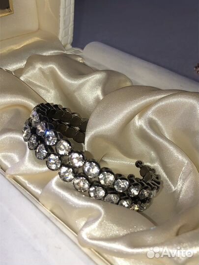 Сережки и колье из страз