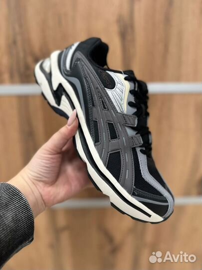 Кроссовки asics мужские