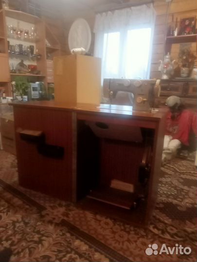 Швейная машинка Подольск ножная рабочая