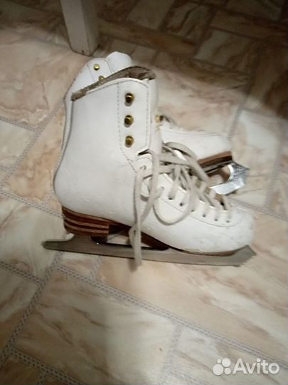 Продам коньки фигурные девочки Jackson freestyle