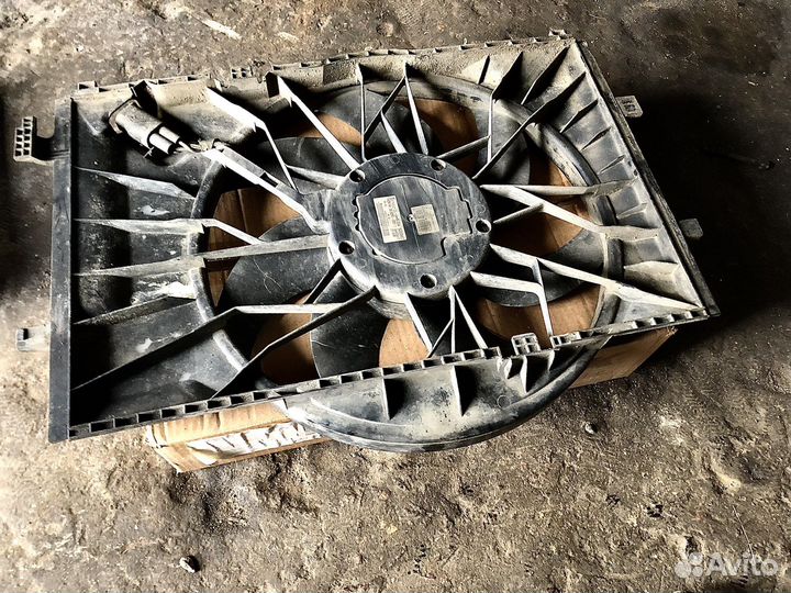 Вентилятор радиатора Mercedes-Benz C-Class W203