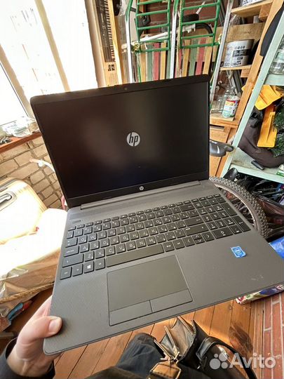 HP 250 G8 Notebook PC (3A5T7EA)