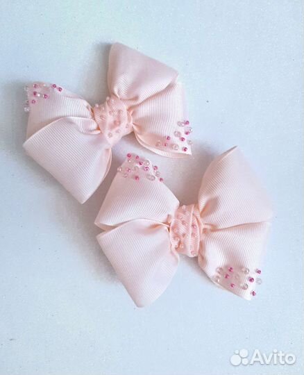 Заколки для волос