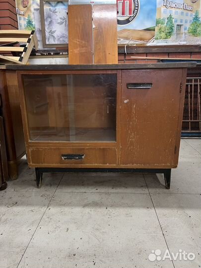 Тумбочка из натурального дерева старинная