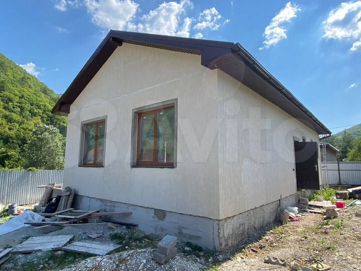Дом 91,8 м² на участке 3,1 сот.