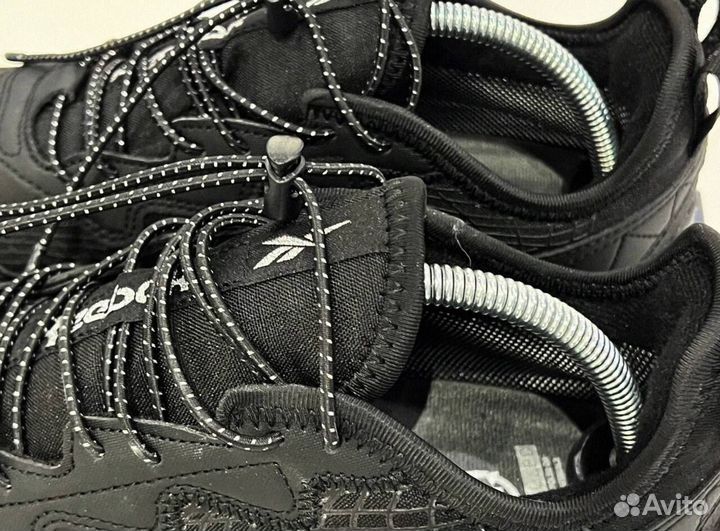 Черные кроссовки Reebok для активных мужчин