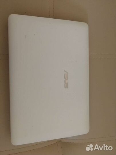 Asus eee pc 1015p