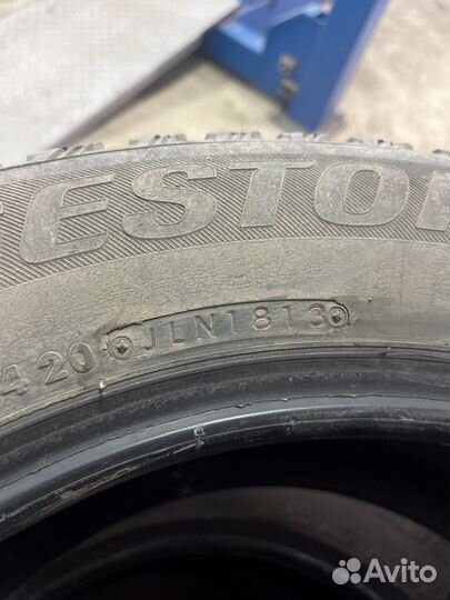 Bridgestone Blizzak Spike-01 205/60 R16