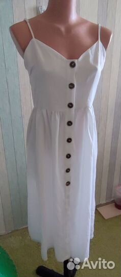 Белое платье