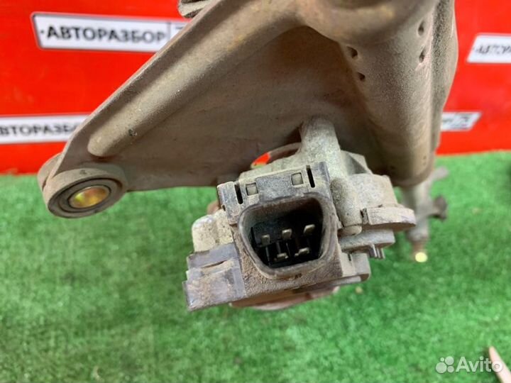 Трапеция дворников Toyota Rav4 ZCA26W 1zzfe