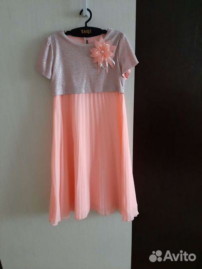 Нарядное платье