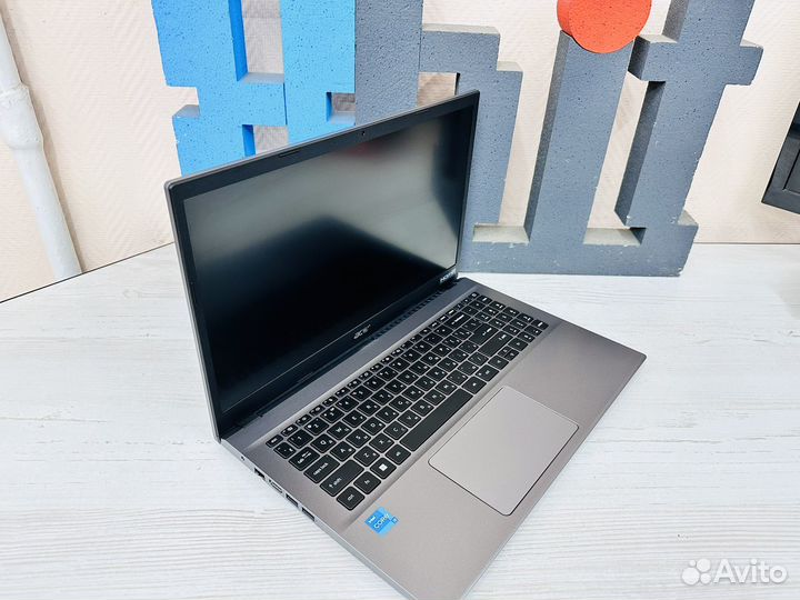 Новый мощный ноутбук i3-1215u 8gb 512gb