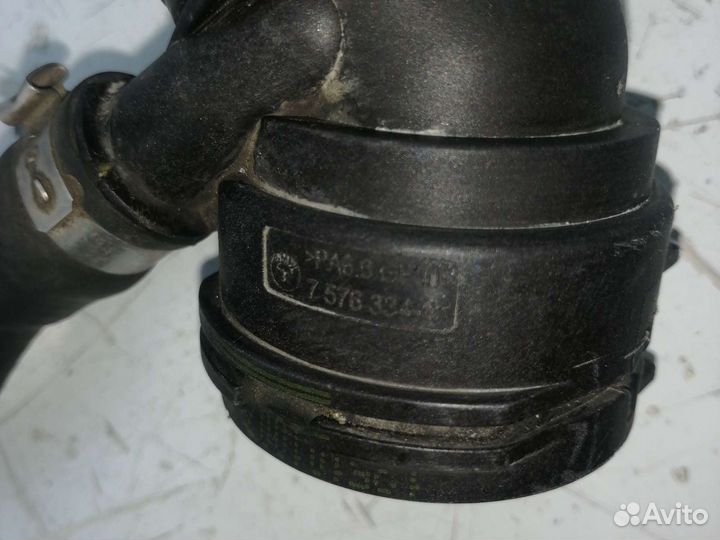 Патрубок системы охлаждения BMW F10 N63