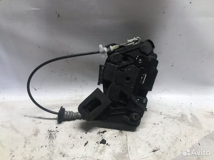 Замок двери З/Л Volkswagen Polo