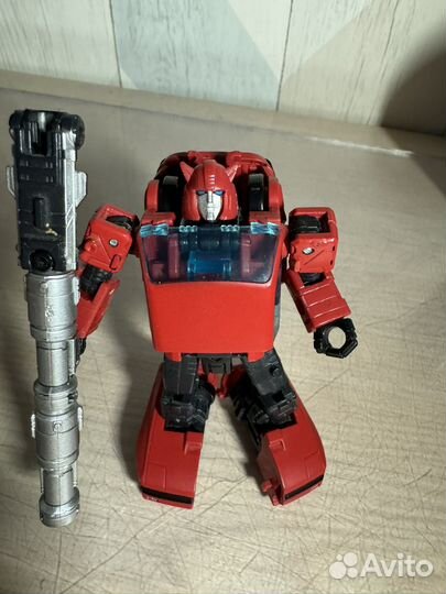 Cliffjumper figure