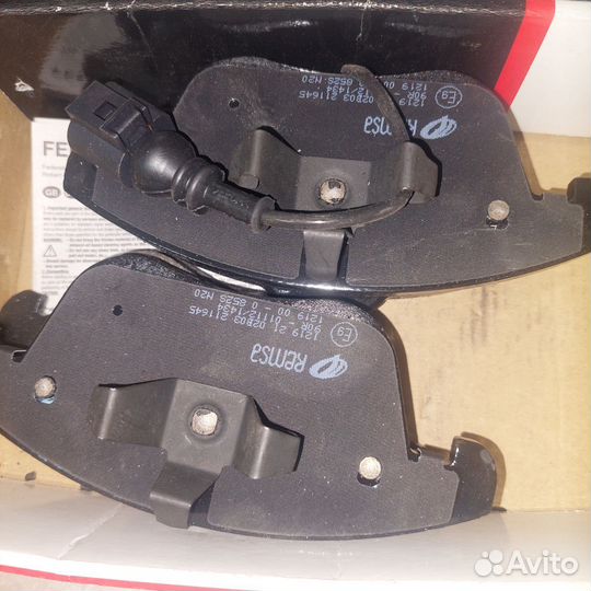 Колодки новые на Audi q3