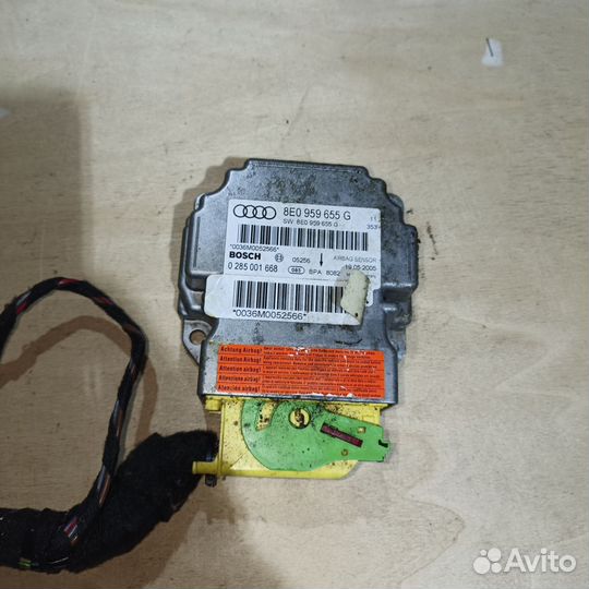 Блок airbag Audi A4