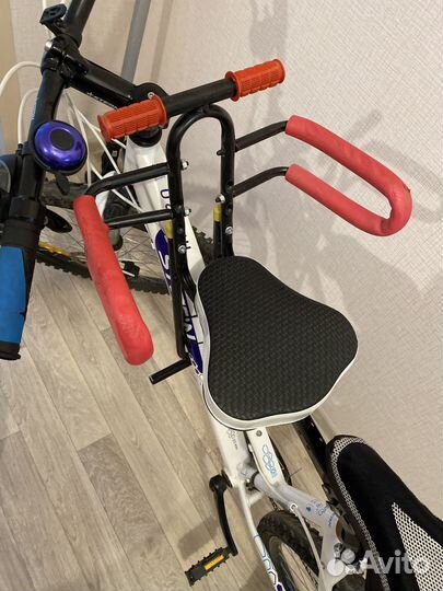 Детское кресло для велосипеда на раму