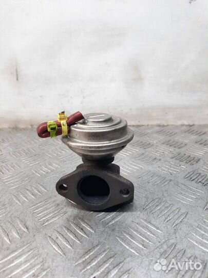 Клапан EGR Volkswagen Passat седан 2.5 AKN 2001