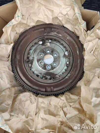 Маховик 04E105266 оригинал под восстановление