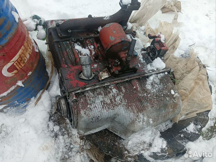 Двигатель д240