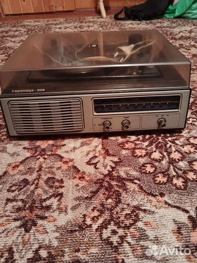 Проигрыватель винила СССР