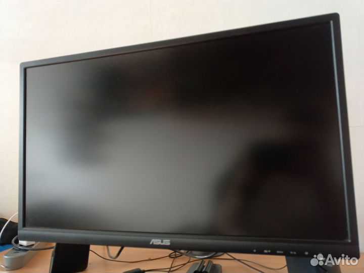 Монитор 24 дюйма