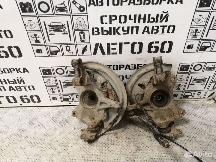 Кулак поворотный передний для Renault Megane 3