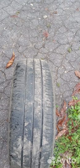 Yokohama BluEarth AE01 185/70 R14 88T